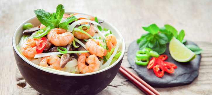 Pittige noodles met garnalen