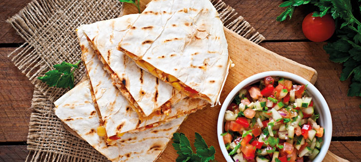 Quesadilla met tomatensalsa