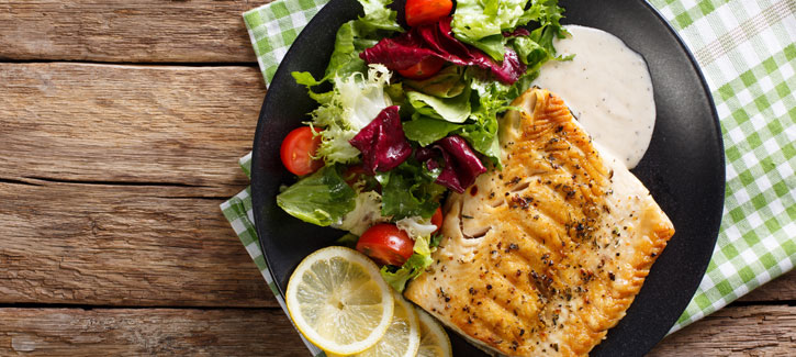 Andijviesalade met gebakken heilbot