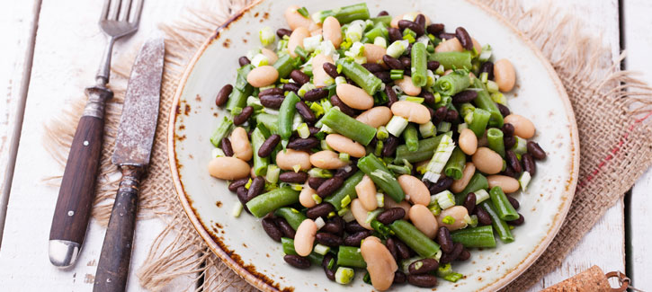 Bonensalade met lente-ui