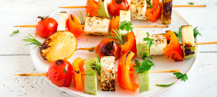 Groentespiesjes met halloumi