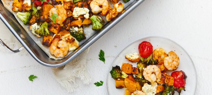 Koolhydraatarme recepten - bakplaat zoete aardappel, gamba's en feta